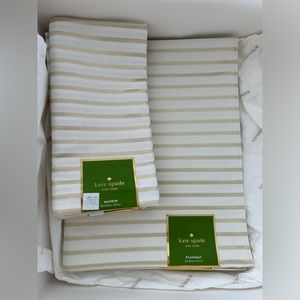 4 Kate Spade cloth placemats, napkins and napkin rings